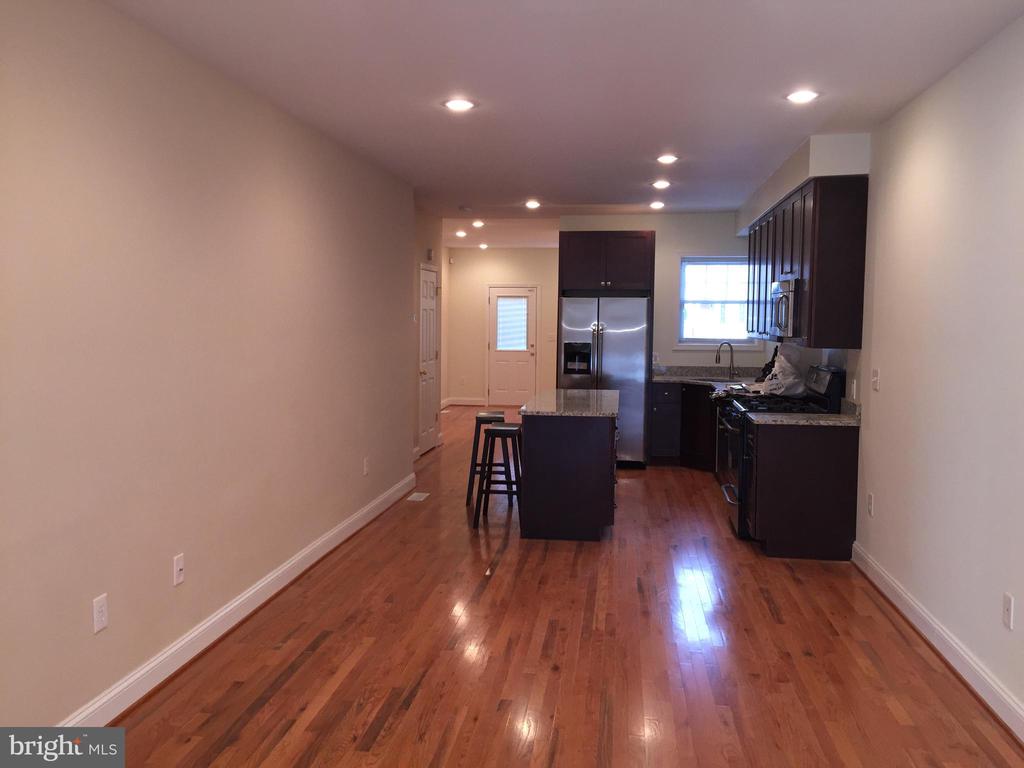 Residential in WASHINGTON 3