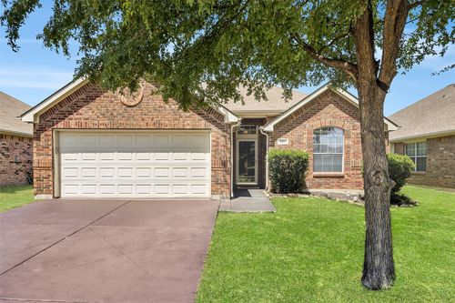 821 Austin Ln, Lavon, TX, 75166-1768 | Card Image