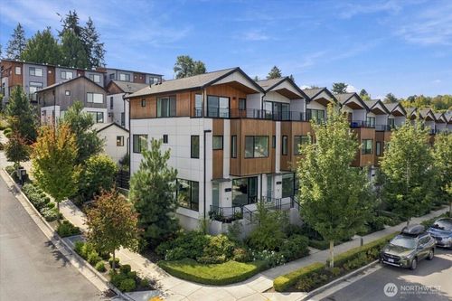 3821 S Cloverdale St, Seattle, WA, 98118 | Card Image