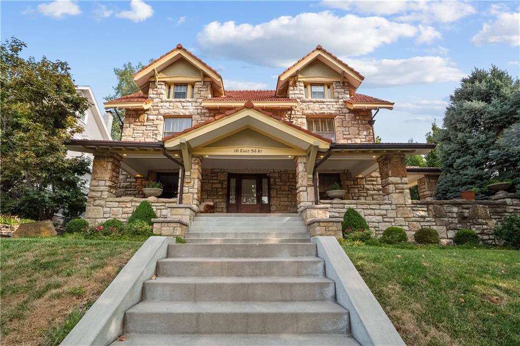54th St, Kansas City, MO 64112