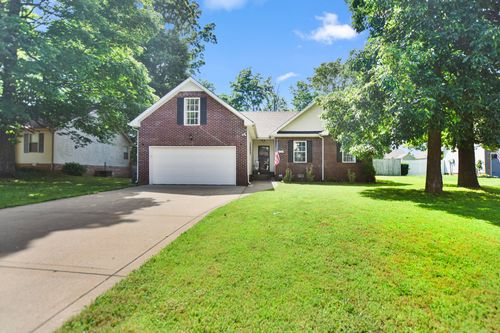 1539 Barrywood Cir W, Clarksville, TN, 37042-8554 | Card Image