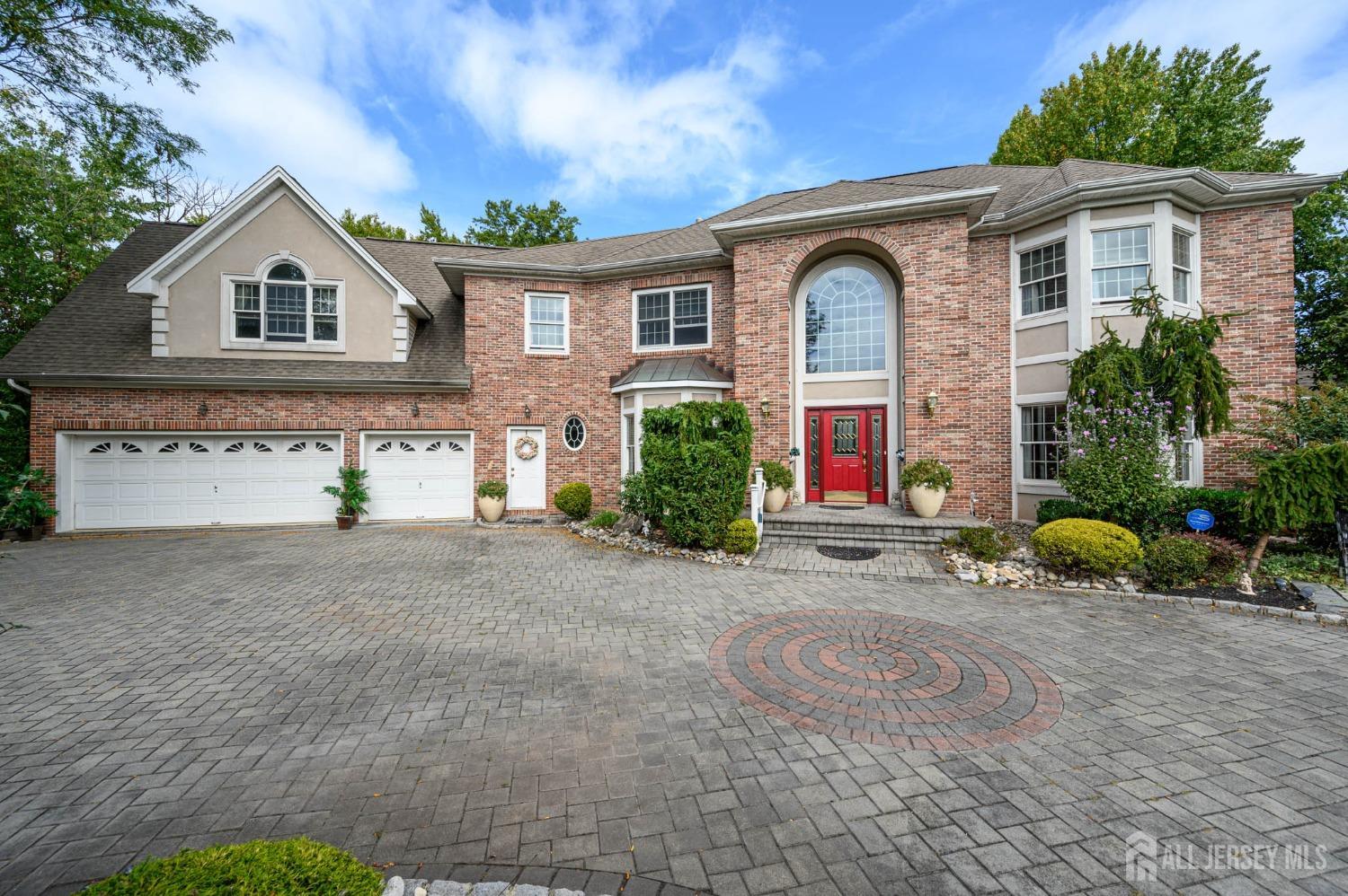 Estates Dr, Colonia, NJ 07067