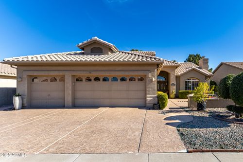 5733 S Amberwood Dr, Chandler, AZ, 85248-7825 | Card Image