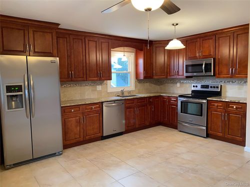2-59 S Grand St, Westbury, NY, 11590-4344 | Card Image