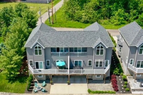 1939 Craig Dr, Lake Milton, OH, 44429-9674 | Card Image