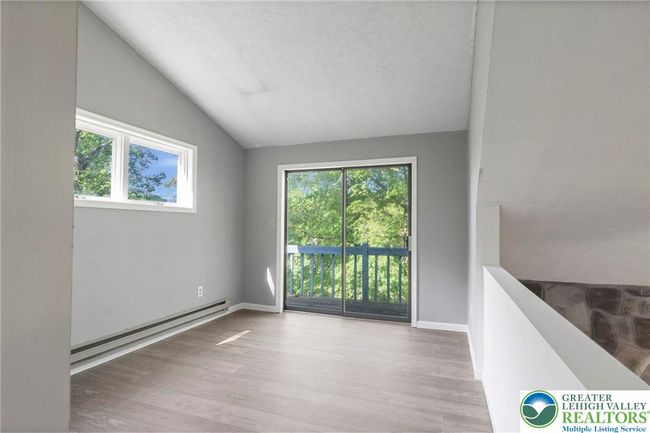 6471 Decker Rd, House other with 3 bedrooms, 2 bathrooms and null parking in Bushkill PA | Image 29