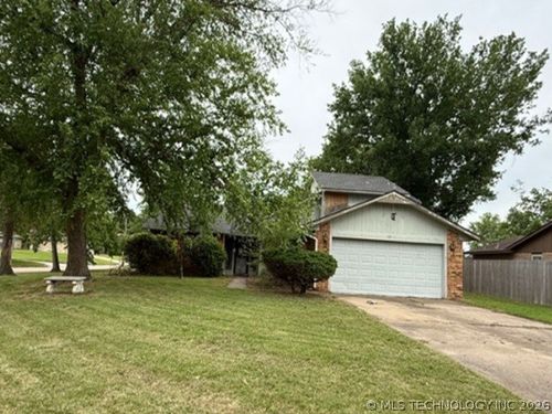100 S Crabtree Rd, Muskogee, OK, 74403-6105 | Card Image