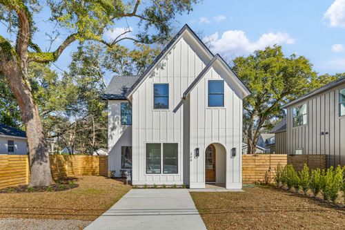 309 Magnolia Rd, Charleston, SC, 29407-7017 | Card Image