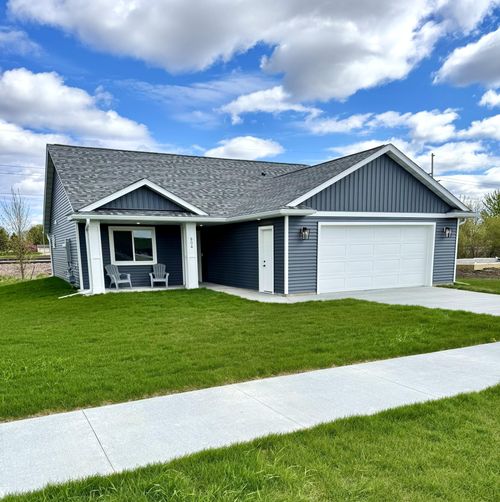 804 2nd St Se, Dodge Center, MN, 55927 | Card Image