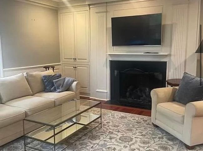 R1 - 7 Islington St, Condo with 2 bedrooms, 2 bathrooms and null parking in Portsmouth NH | Image 5