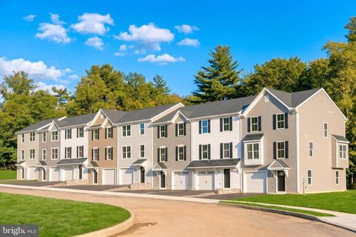 lot-11-211 Pine Crest Village Dr, PINE GROVE, PA, 17963-7944 | Card Image