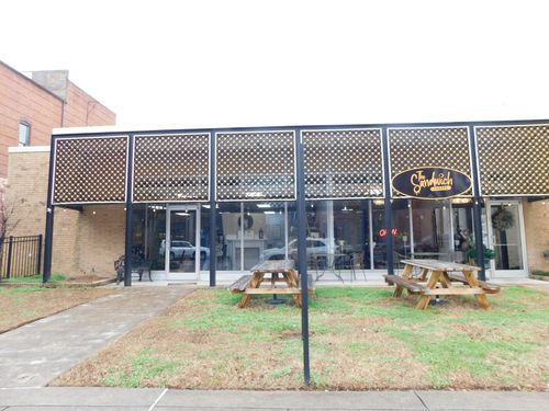 134 E Main St, Gallatin, TN, 37066-2802 | Card Image