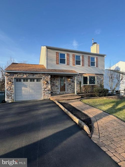 449 Cedar Ave, TREVOSE, PA, 19053-4404 | Card Image