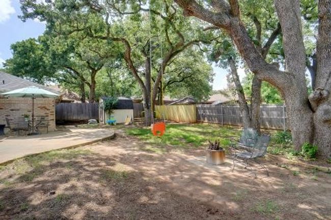 1000 Forest Trail Ct, House other with 4 bedrooms, 3 bathrooms and null parking in Euless TX | Image 24