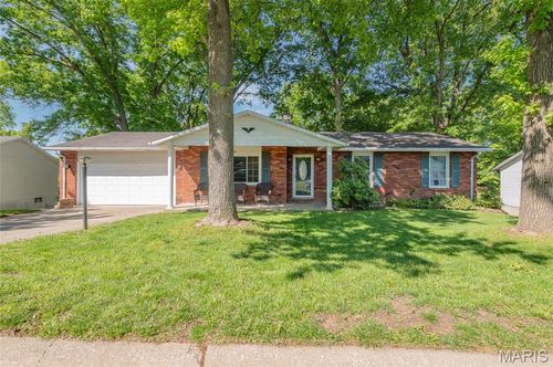 5 Beatrice Ct, East Alton, IL, 62024-1809 | Card Image