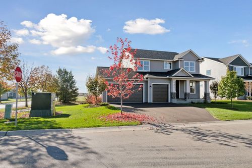 1811 Fallbrooke Dr, Hastings, MN, 55033-4070 | Card Image