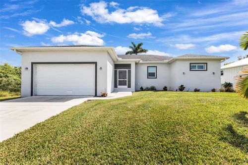 3302 Palm Dr, Punta Gorda, FL, 33950-3113 | Card Image