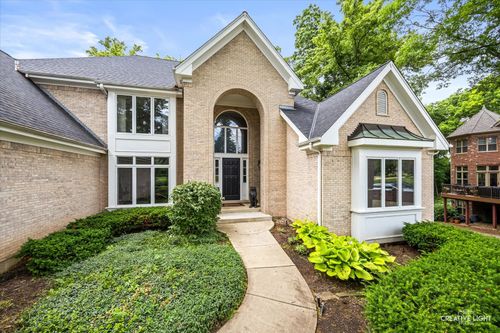 63 Muirfield Cir, Wheaton, IL, 60189-2737 | Card Image