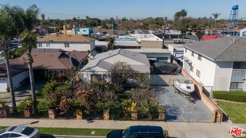 11579 Virginia Ave, Lynwood, CA, 90262-3934 | Card Image