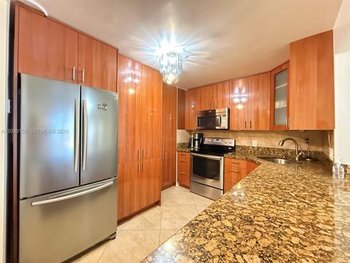 5h-1865 S Ocean Dr, Hallandale Beach, FL, 33009-7607 | Card Image