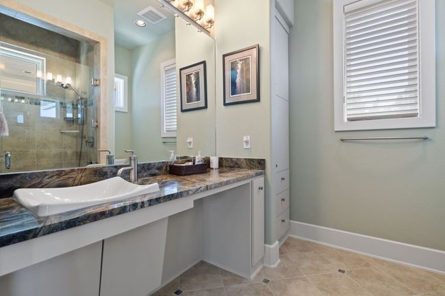 17807 Breakwater Dr, House other with 4 bedrooms, 6 bathrooms and 3 parking in Jonestown TX | Image 35