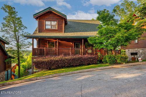 2023 Bear Creek Way, Sevierville, TN, 37862 | Card Image