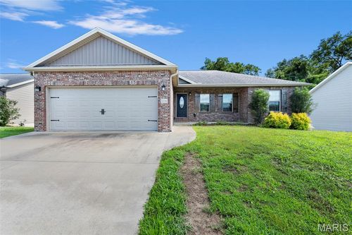 194 Tradition Dr, Cape Girardeau, MO, 63701-9695 | Card Image