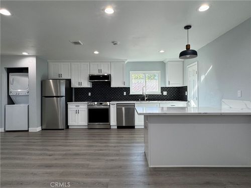 unit-b-1533 W Laster Ave, Anaheim, CA, 92802-2733 | Card Image