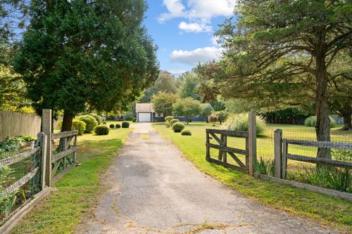 5 Stoneleigh Knls, Old Lyme, CT, 06371-1432 | Card Image