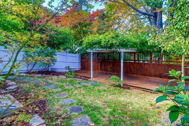 Deck w/Wisteria Trellis | Image 15