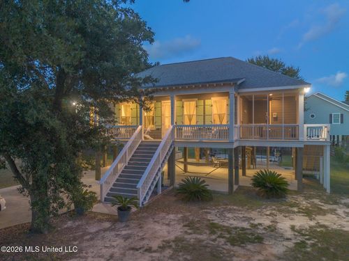 405 S Cleveland Ave, Long Beach, MS, 39560-6127 | Card Image