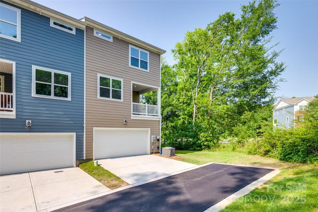 12024 John Newton Dr, Townhouse with 4 bedrooms, 4 bathrooms and null parking in Davidson NC | Image 36