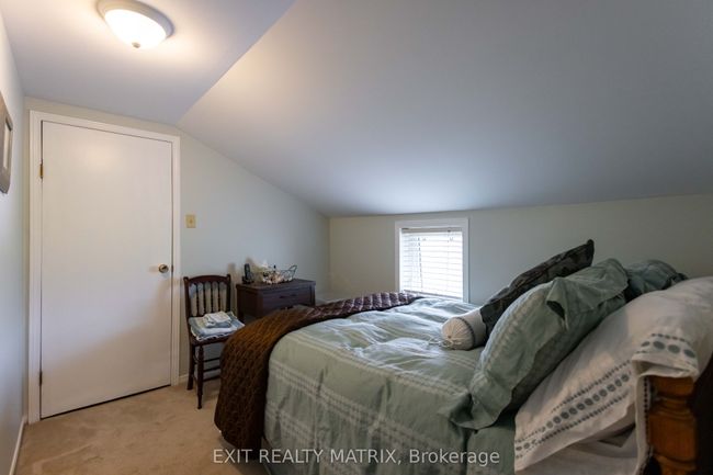 1467 Wade Rd, Home with 4 bedrooms, 2 bathrooms and 18 parking in Russell ON | Image 26