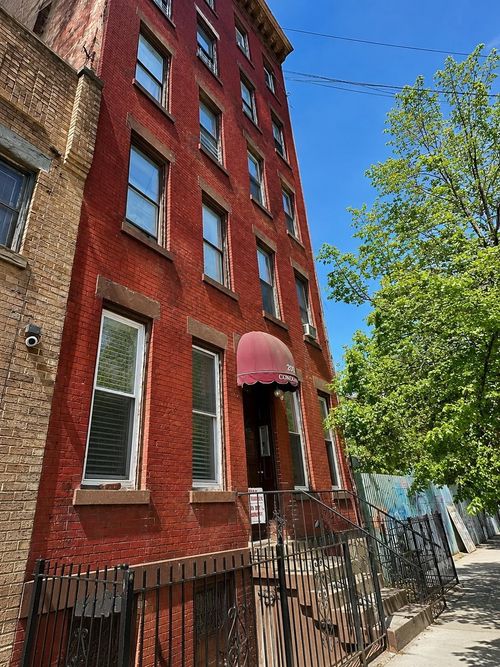 1l-207 15th St, Jersey City, NJ, 07310-1298 | Card Image