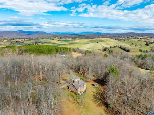 5077 W Hoover Rd, REVA, VA, 22735-3503 | Card Image