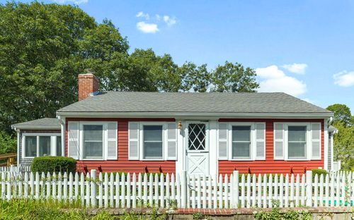 6 Bayberry Ln, West Harwich, MA, 02671-1423 | Card Image