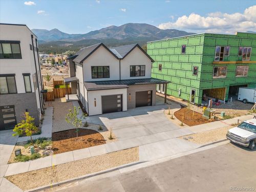 117 Chase St, Salida, CO, 81201-8952 | Card Image