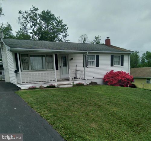 2 Greenwood Ave, LOCK HAVEN, PA, 17745-3936 | Card Image