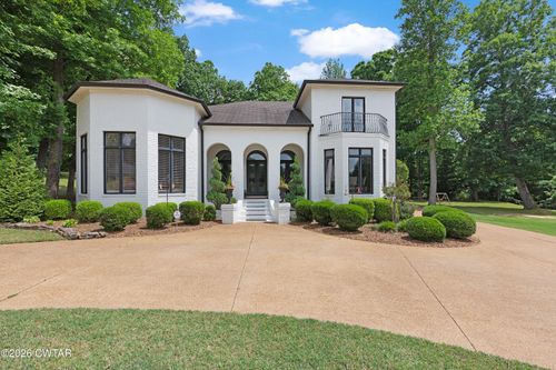220 Forest Lake Dr, Humboldt, TN, 38343-8641 | Card Image