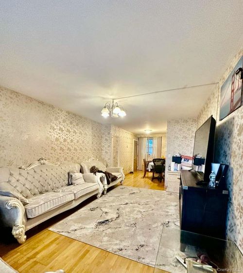 3m-97 63 Road, New York, NY, 11374 | Card Image