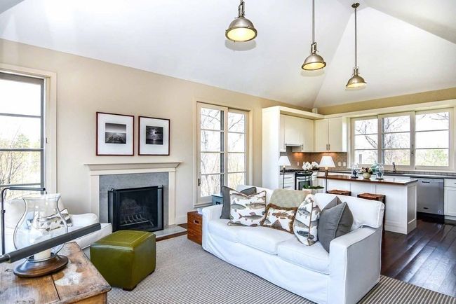 2 Squibnocket Rd, House other with 6 bedrooms, 6 bathrooms and 6 parking in Chilmark MA | Image 39
