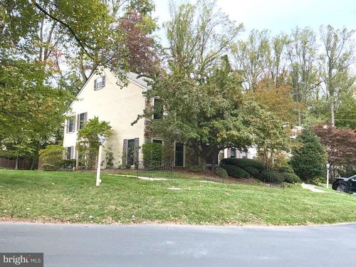 1201 Weatherstone Dr, PAOLI, PA, 19301-1924 | Card Image