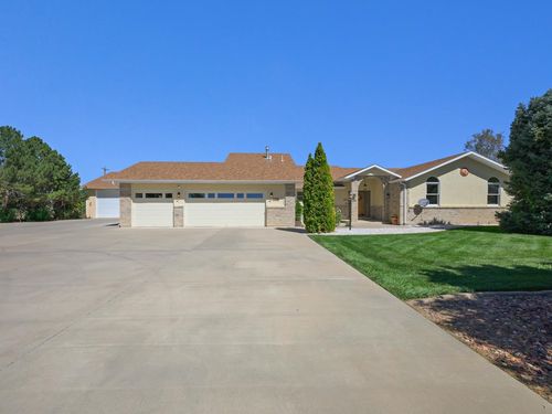 895 26 1/2 Road, Grand Junction, CO, 81506 | Card Image