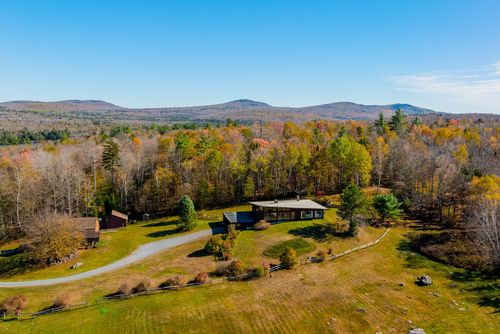 622 Dorchester Rd, Lyme, NH, 03768-3822 | Card Image