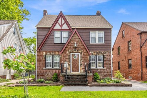 3618 Farland Rd, University Heights, OH, 44118-3017 | Card Image