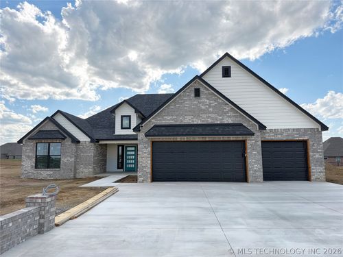 5513 E 140th St N, Collinsville, OK, 74021 | Card Image