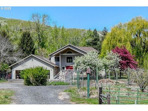 54693 Bingham Rd, Adams, OR, 97810-3005 | Card Image