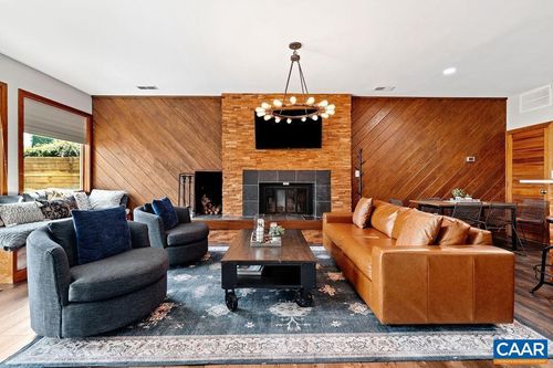 913 Diamond Hl, WINTERGREEN RESORT, VA, 22967-8089 | Card Image