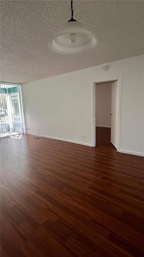 apt-k105-8300 Sands Point Blvd, Tamarac, FL, 33321-3805 | Card Image