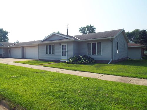303 7th St, Sibley, IA, 51249-1600 | Card Image